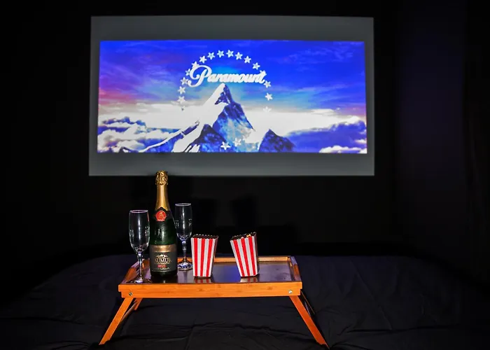 Cinema Prive-compiegne - Sitivia *